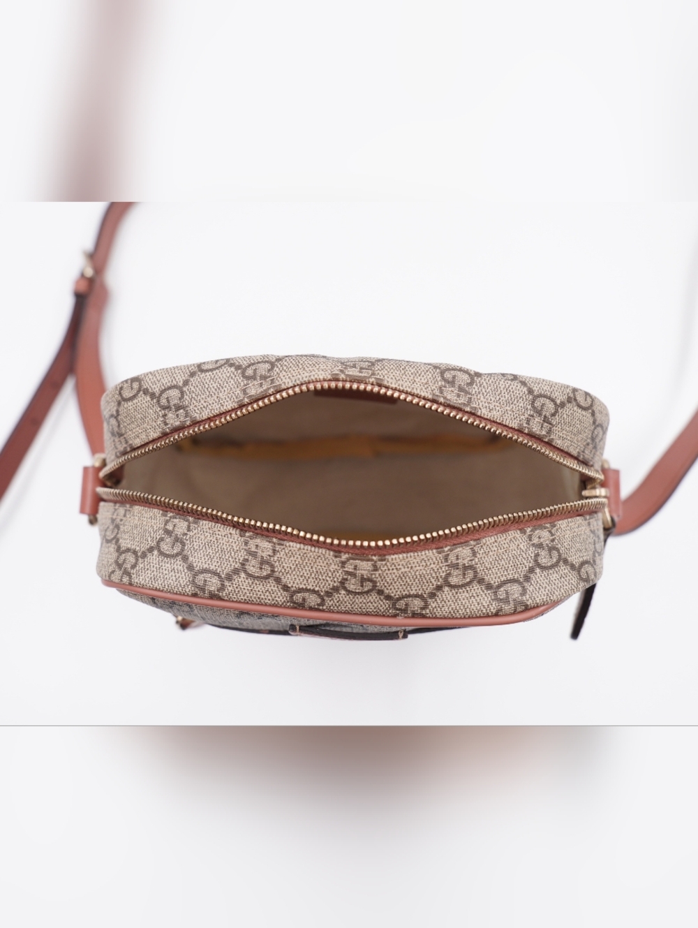 BZ01 💗 GUCCI GG Plus Monogram small Messenger Bag - Picture 12 of 13